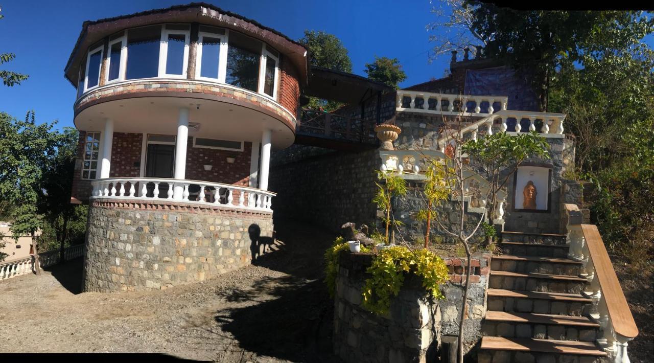 Chateau De Tatli - Hilltop - Dehradun Eksteriør bilde